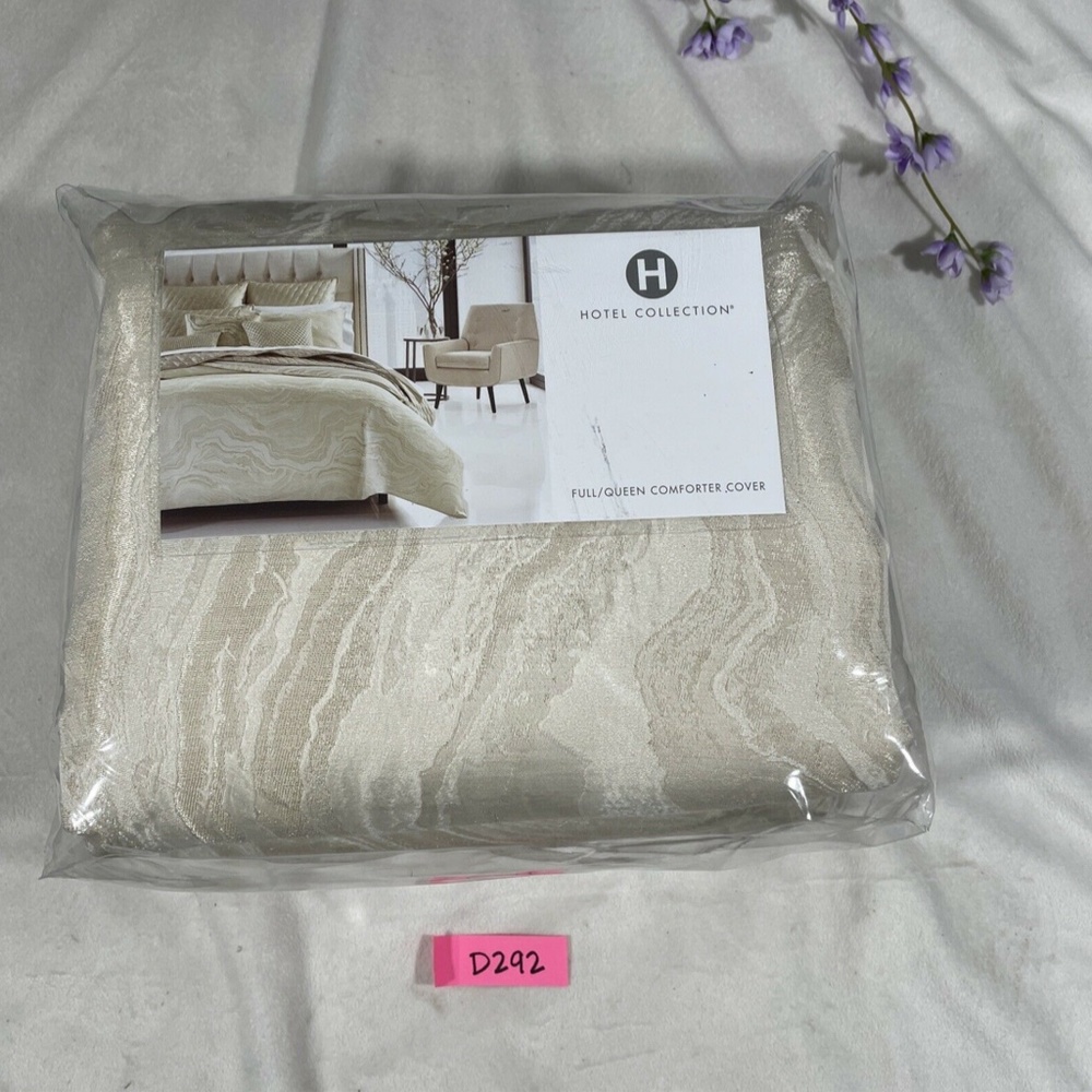 NIB‎ Hotel Collection [ Full / Queen ] Moonstone Duvet Cover Only